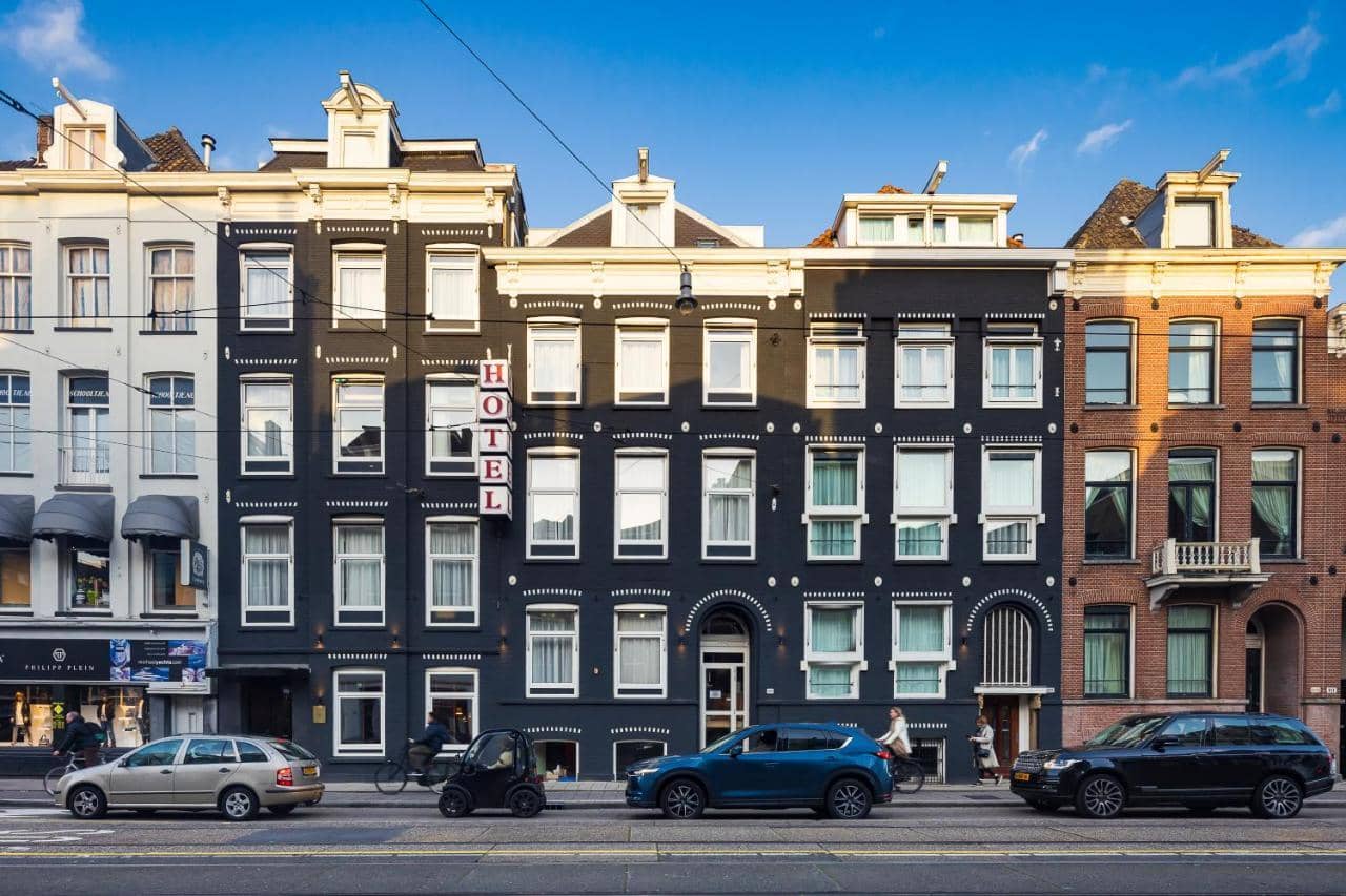Huygens Place — 3