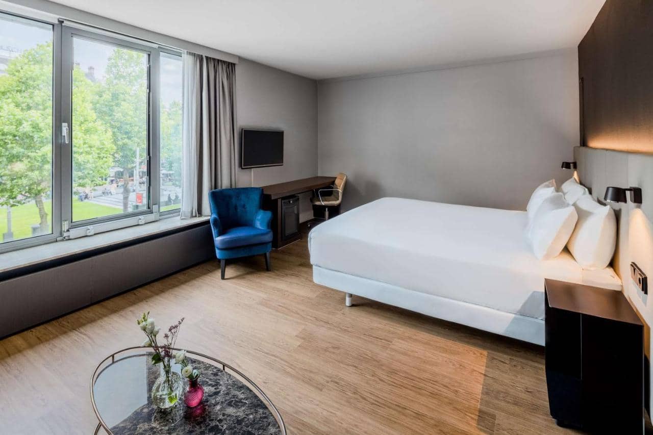 NH Amsterdam Caransa — 2