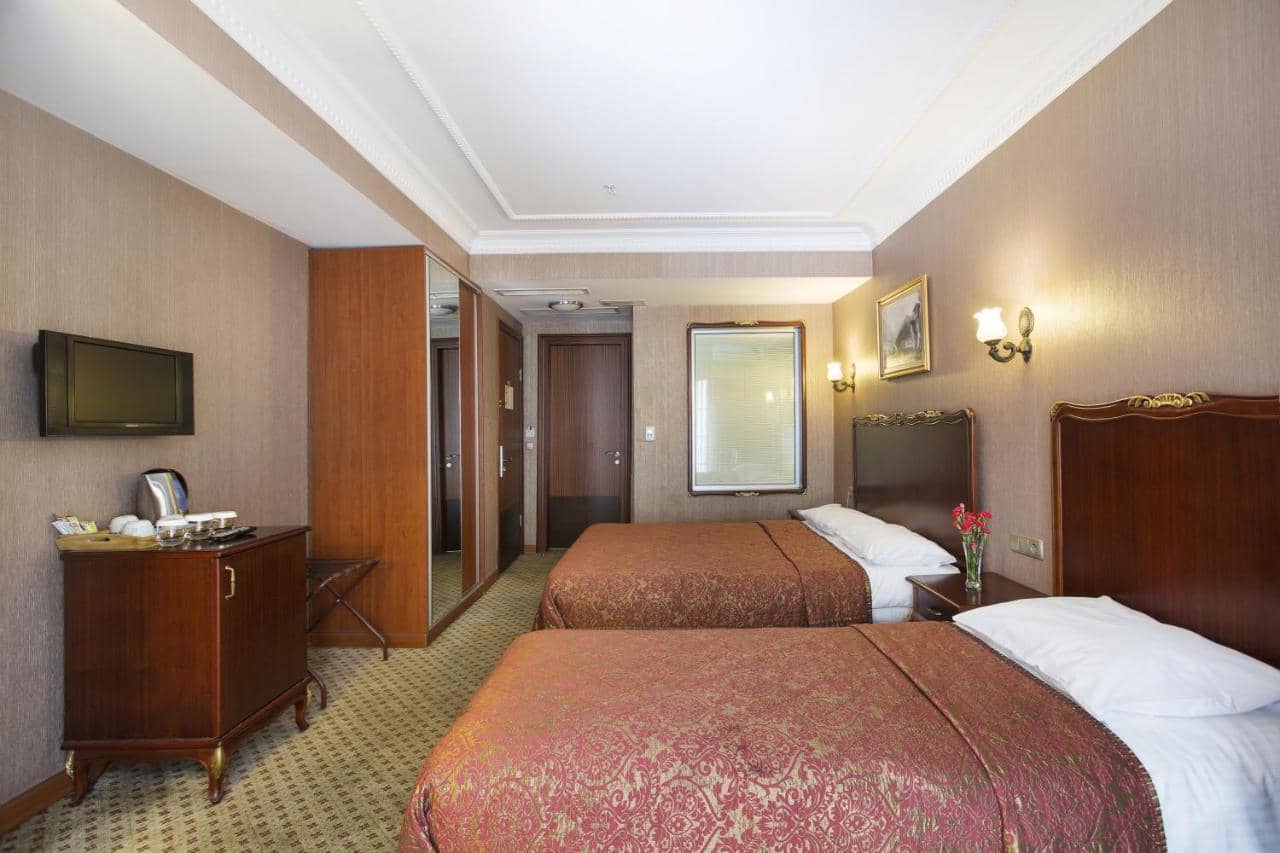 Rast Hotel — 2