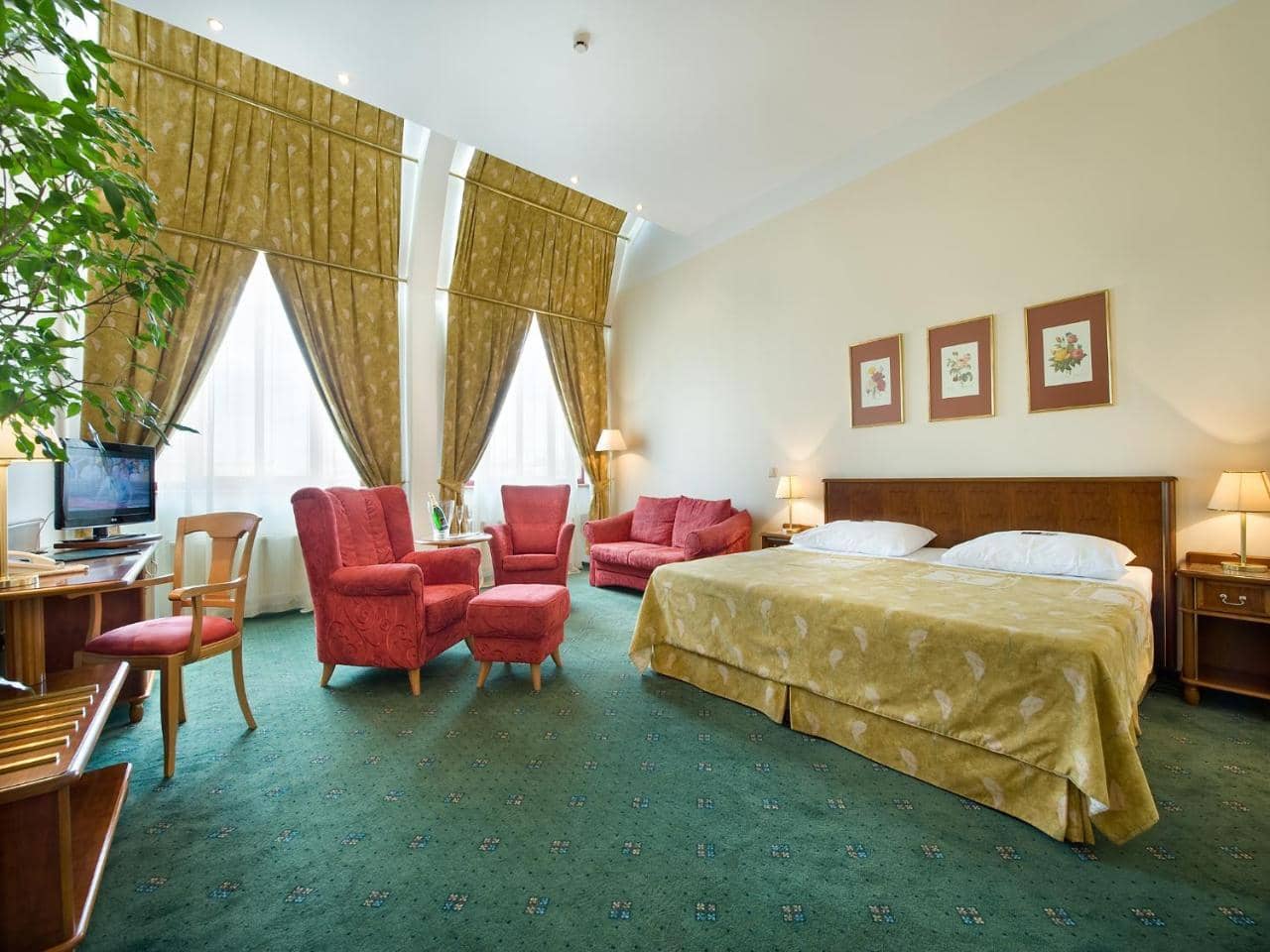 Ea Hotel Rokoko — 3