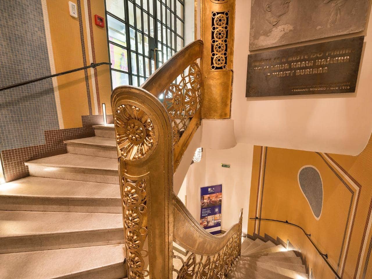 Ea Hotel Rokoko — 4