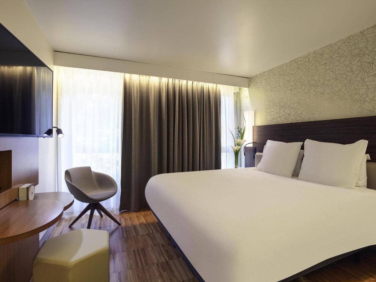Mercure Paris Arc de Triomphe Etoile Hotel