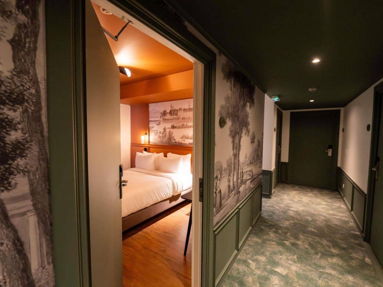Mercure Paris Bastille Marais Hotel — 4