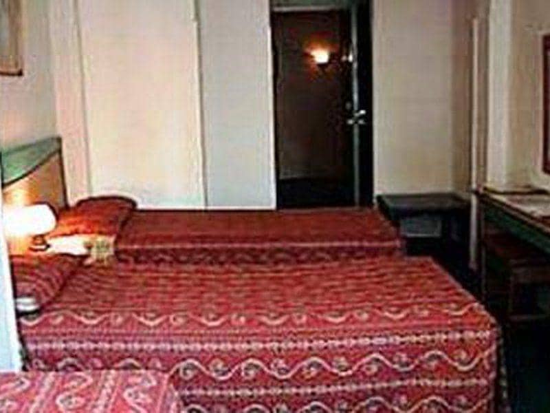 Trio Caroline Hotel — 2