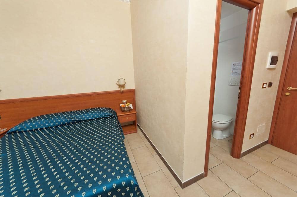 Cesar Palace Bed & Breakfast — 4