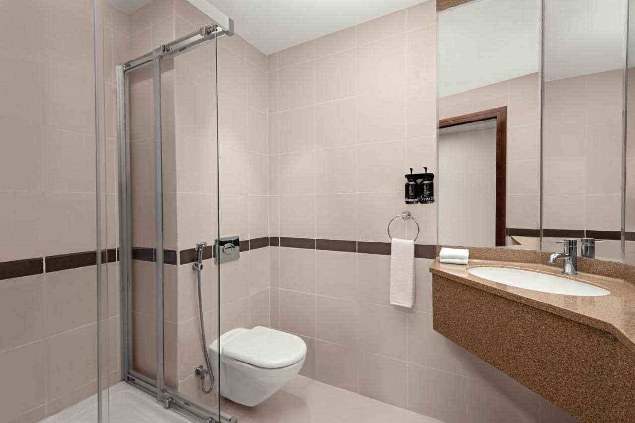 Holiday Inn Express Dubai Internet City — 4