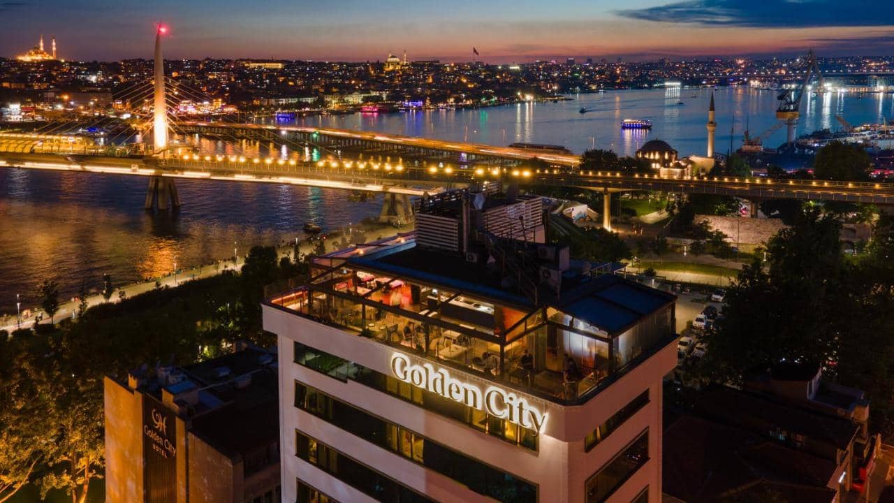 Golden City Hotel
