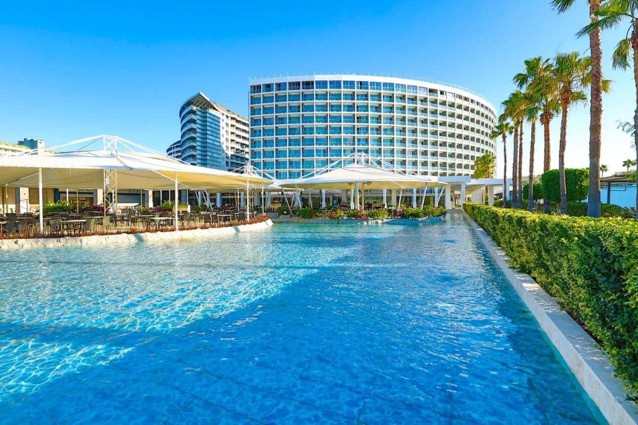 Crystal Centro Resort — 3