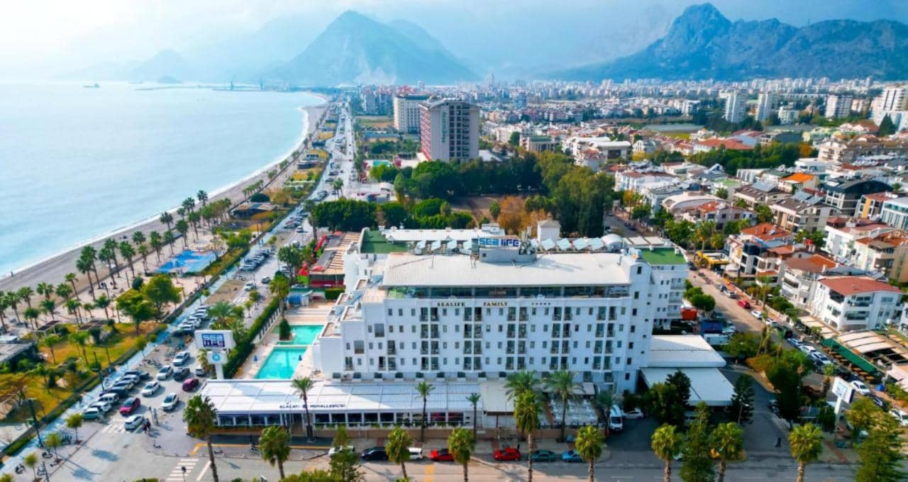 Sealife Family Resort Hotel