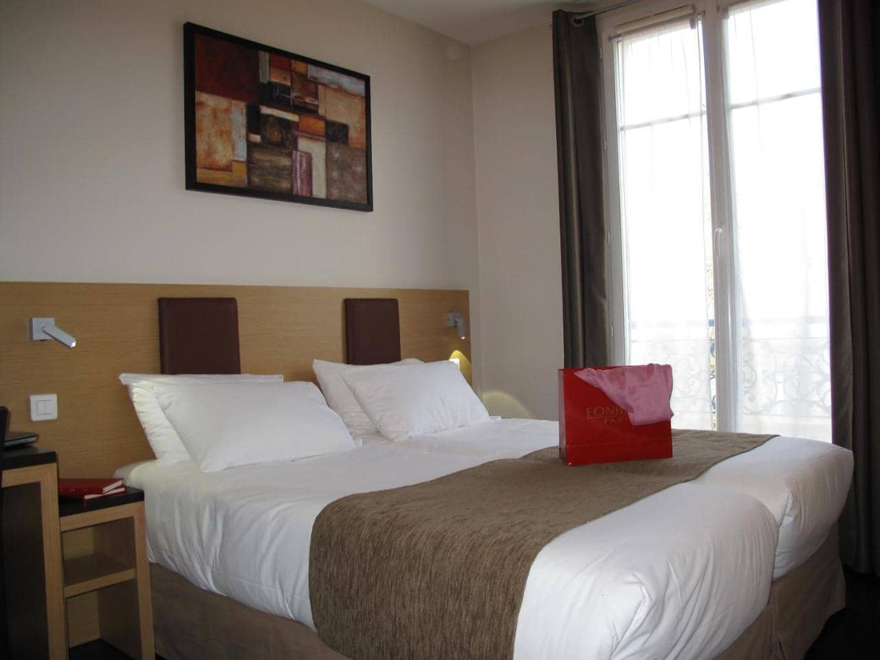 Hotel Source — 3