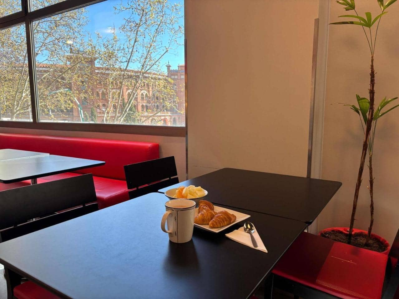 Hotel Ibis Madrid Centro las Ventas — 4