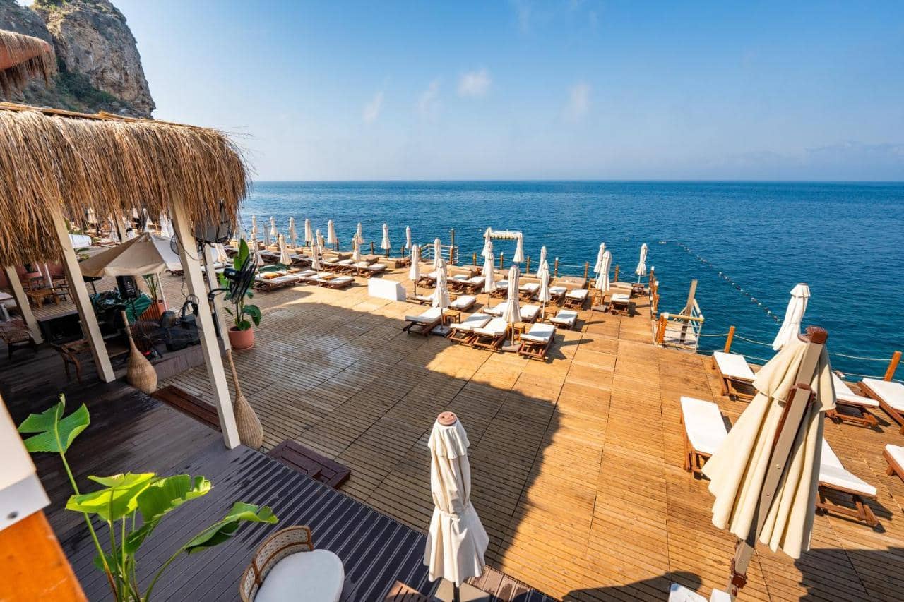 La Boutique Hotel & Suites (Adults only) — 3