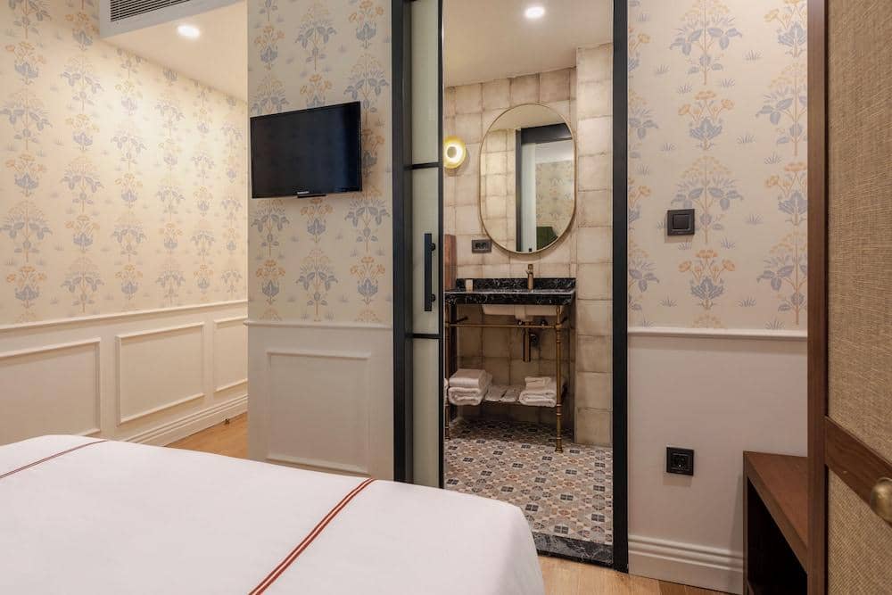 Khai Hotel Karakoy (Adults only) — 2