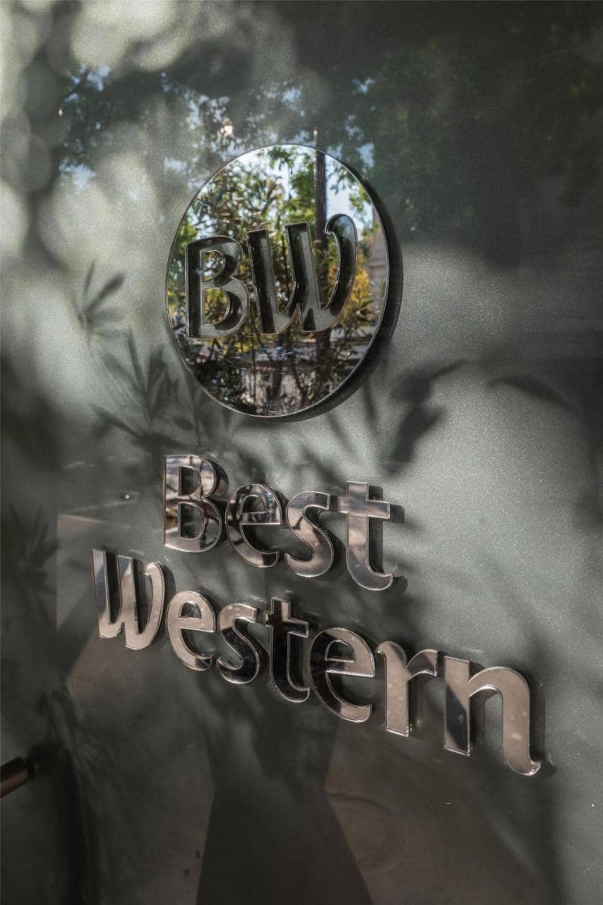 Best Western Au Trocadero — 2