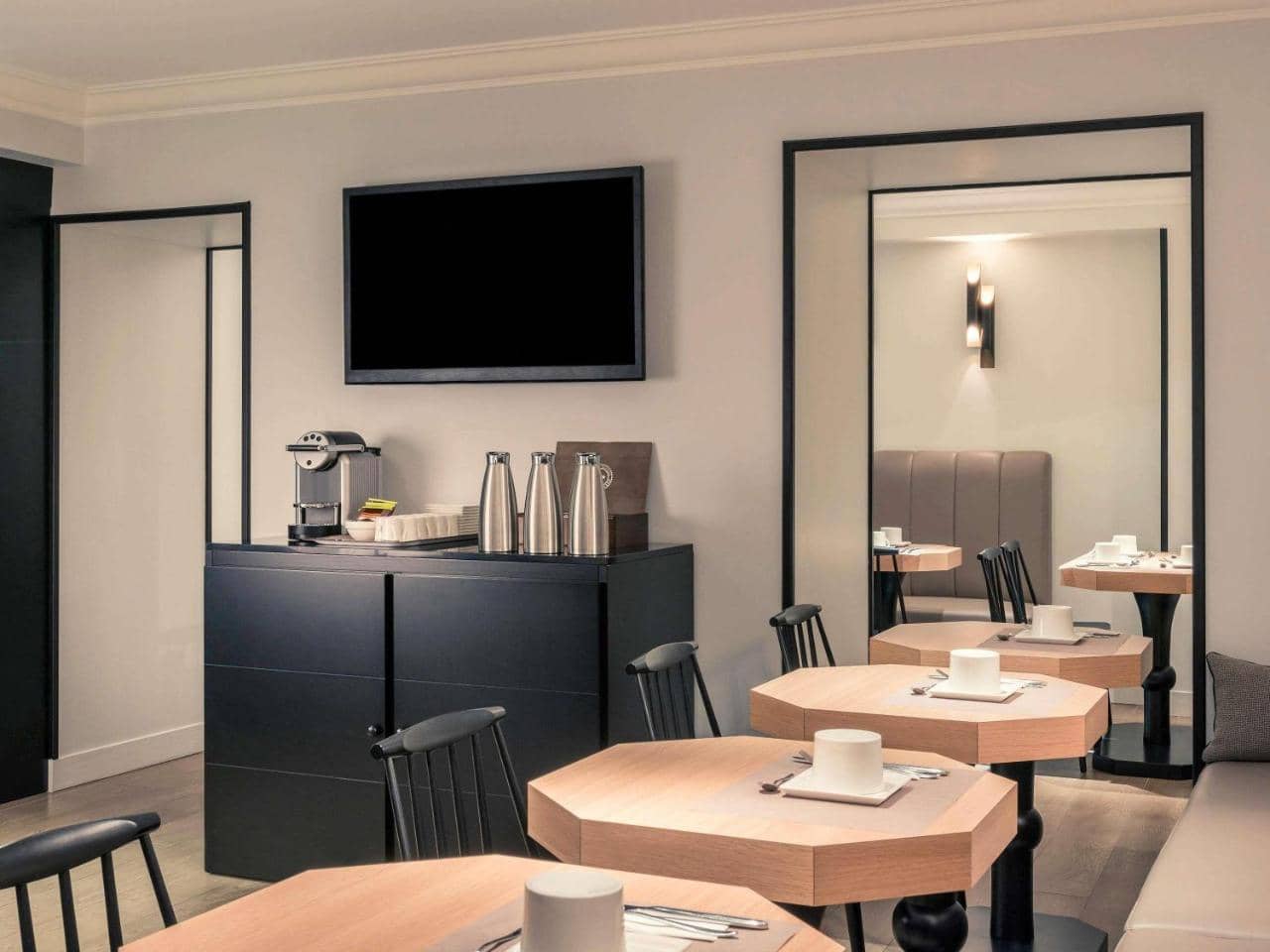 Mercure Paris Arc de Triomphe Wagram Hotel — 3