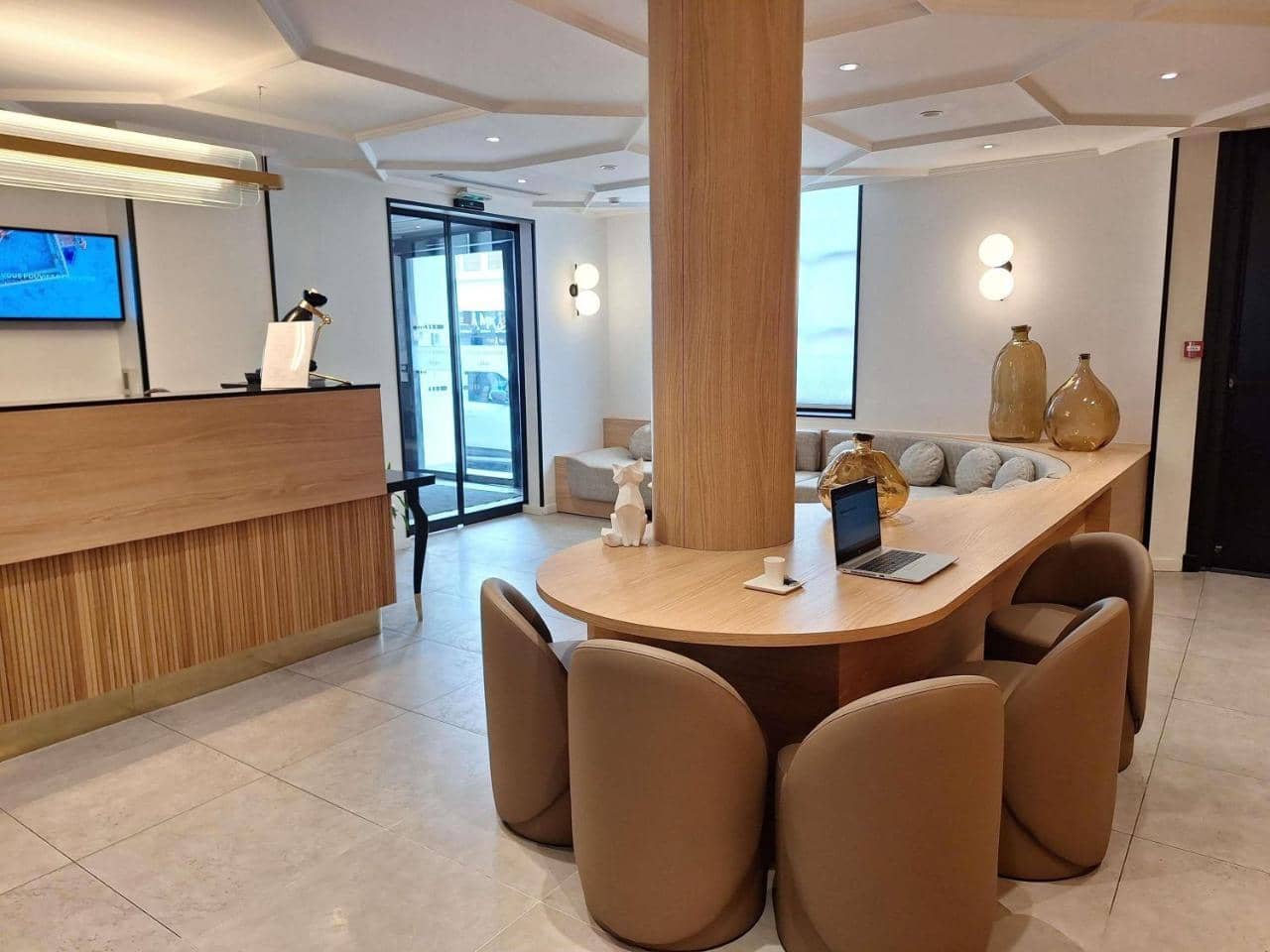 Mercure Paris Arc de Triomphe Wagram Hotel — 5