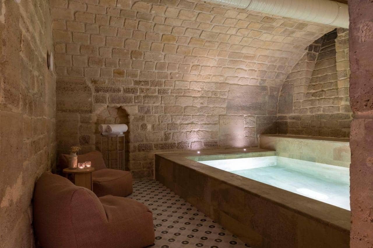 Petit-Beaumarchais Hotel & SPA
