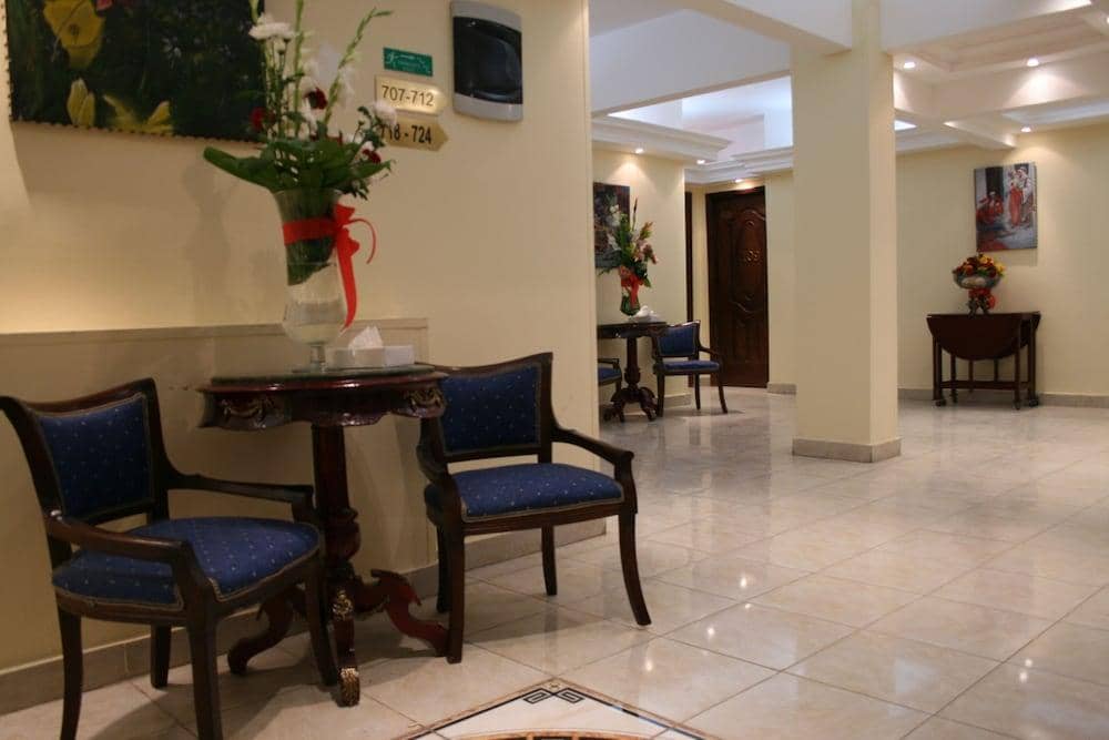 Holidays Express Hotel & Terrace — 4