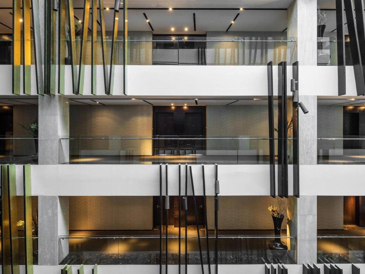 The Canvas Hotel Dubai - Mgallery Hotel Collection — 3