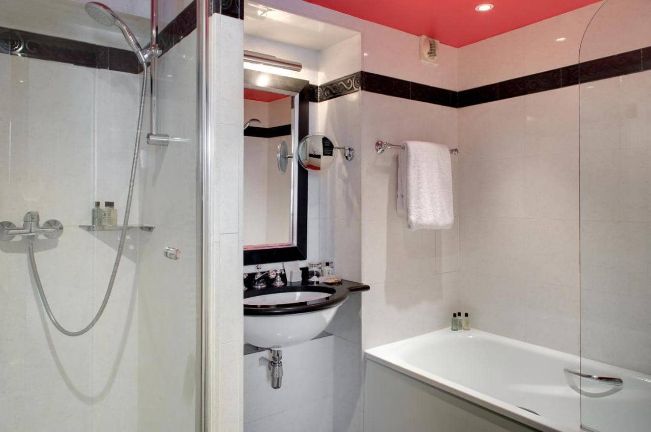 Hotel Le Senat — 3