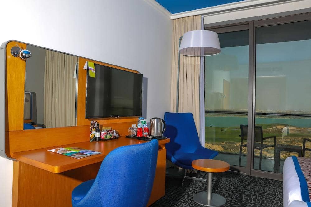 Park Inn by Radisson Abu Dhabi, Yas Island — 5