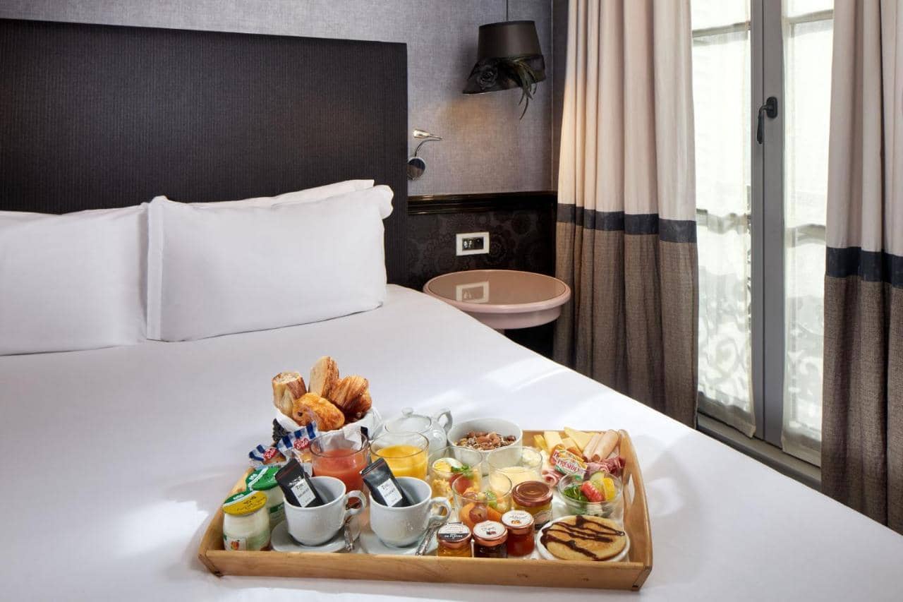Les Plumes Hotel Paris — 2