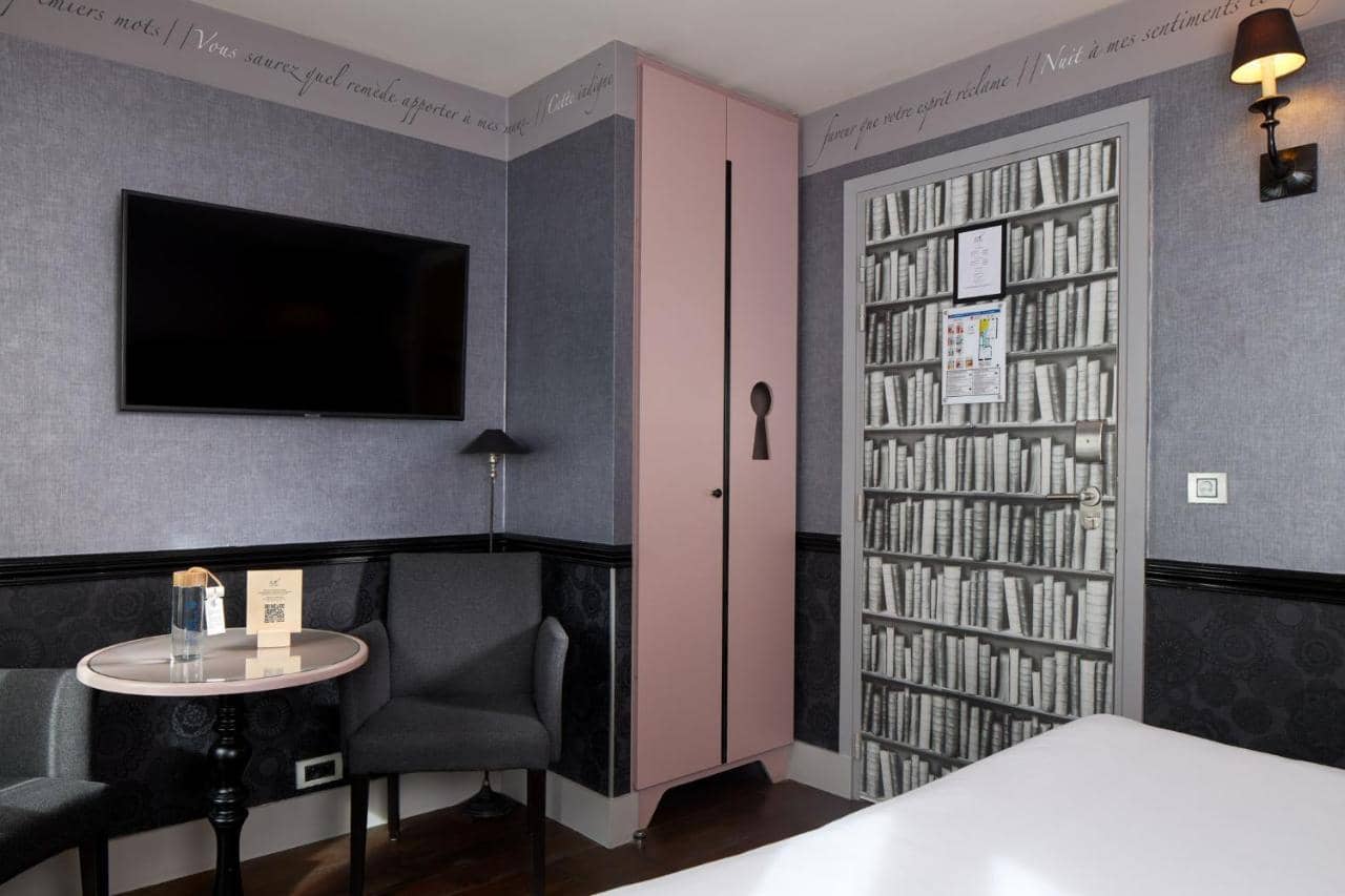 Les Plumes Hotel Paris — 4