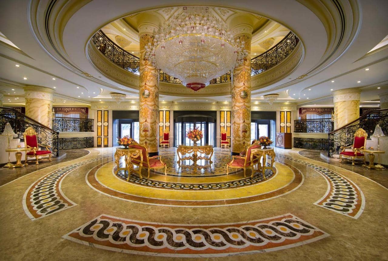 Royal Rose Abu Dhabi, a Curio Collection by Hilton Affiliated Hotel — 5