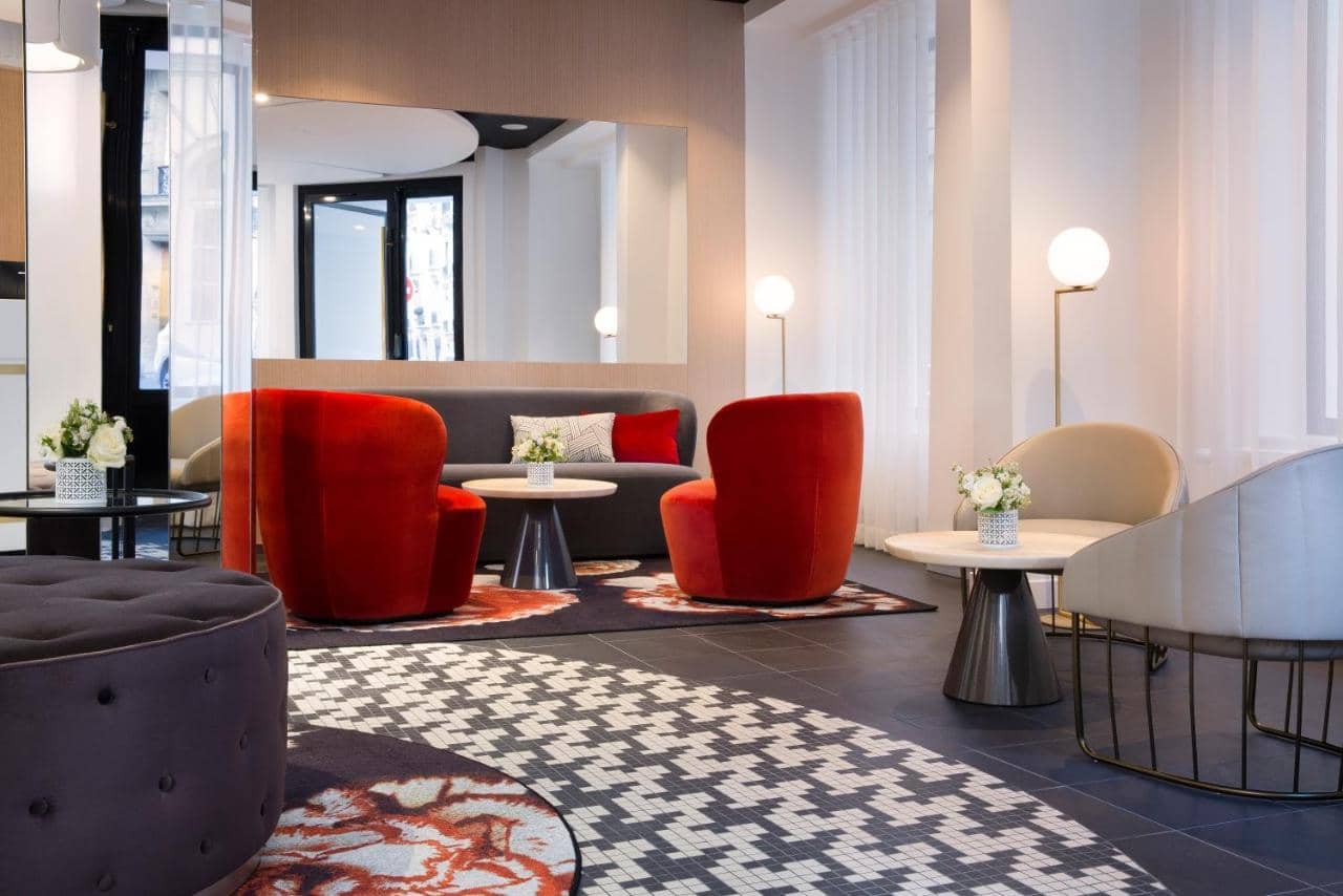 Hotel Pastel Paris — 3