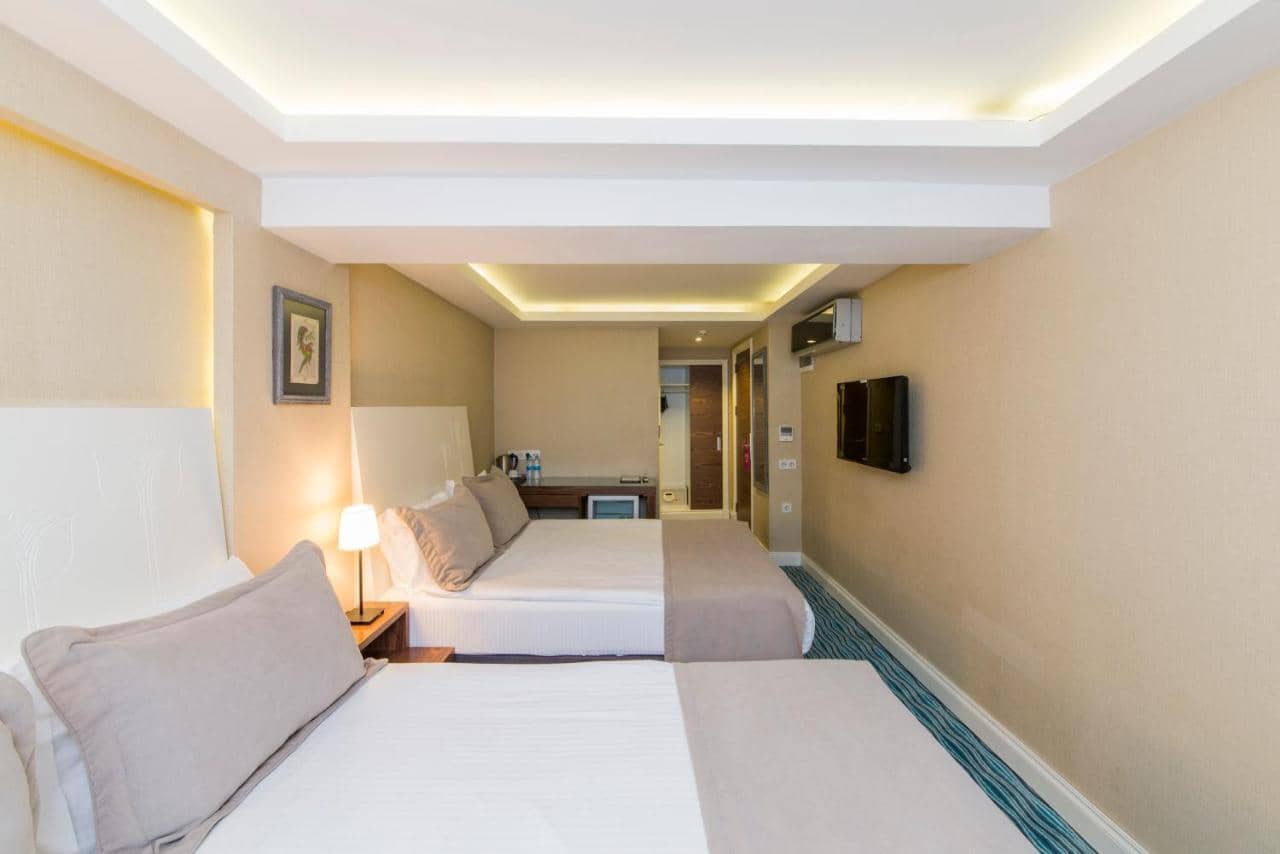 Aston Residence — 3