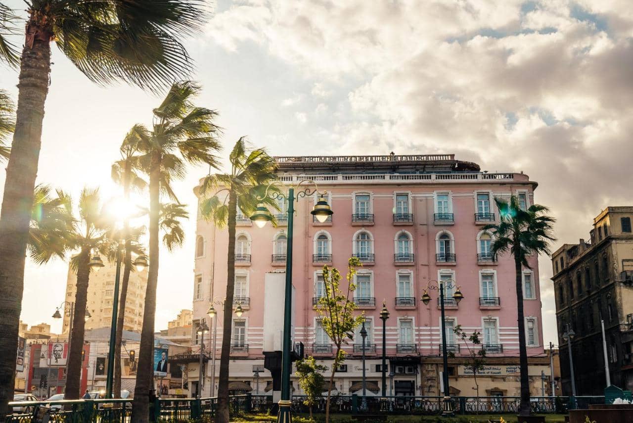 Paradise Inn Le Metropole Hotel — 2