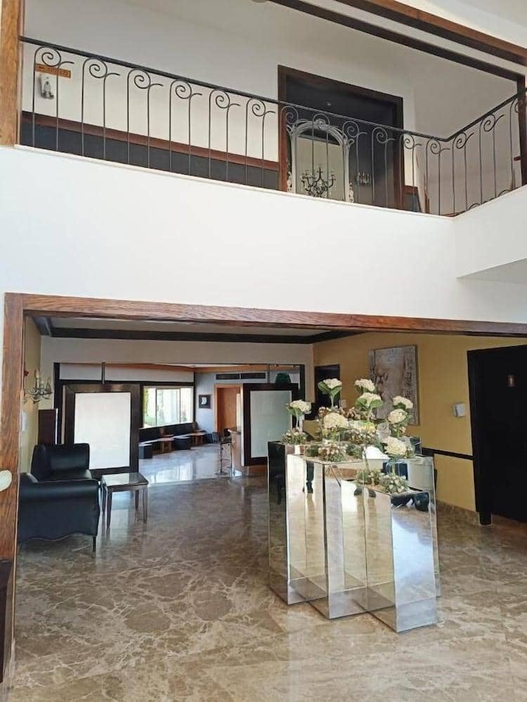 Eden Rock Hotel — 5