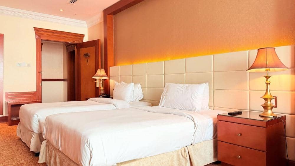Grand Excelsior Hotel - Al Barsha — 4