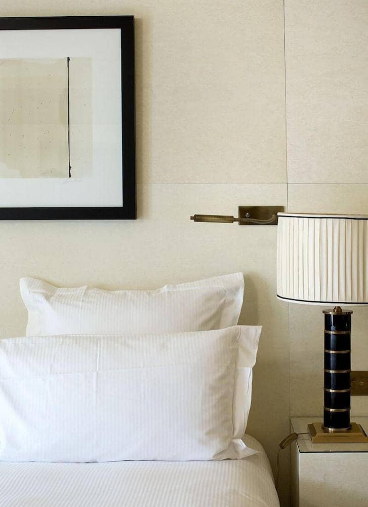 Hotel Montaigne Paris — 4