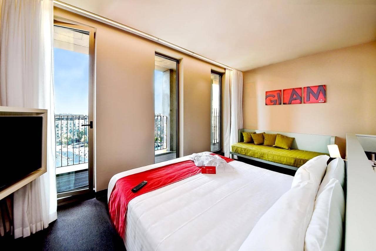 Glam Hotel — 5