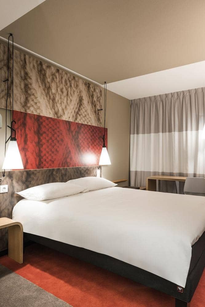 Hotel Ibis Paris Gare du Nord la Fayette 10eme — 2