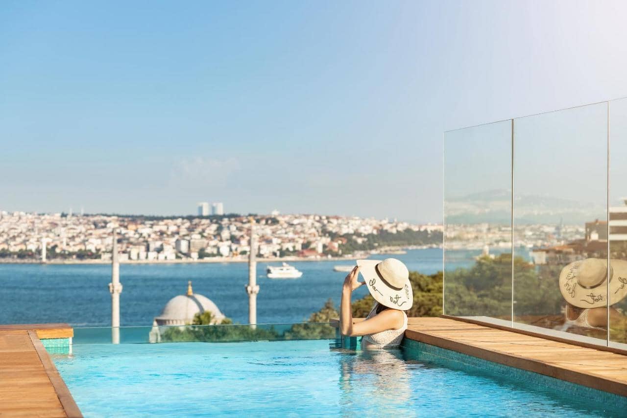The Ritz-Carlton Istanbul — 3