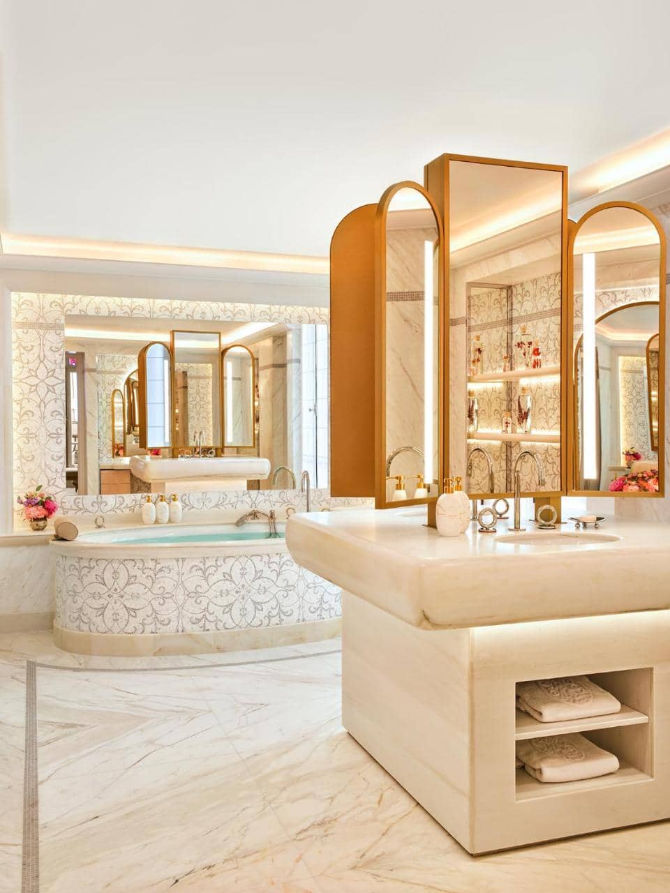 Plaza Athenee — 5