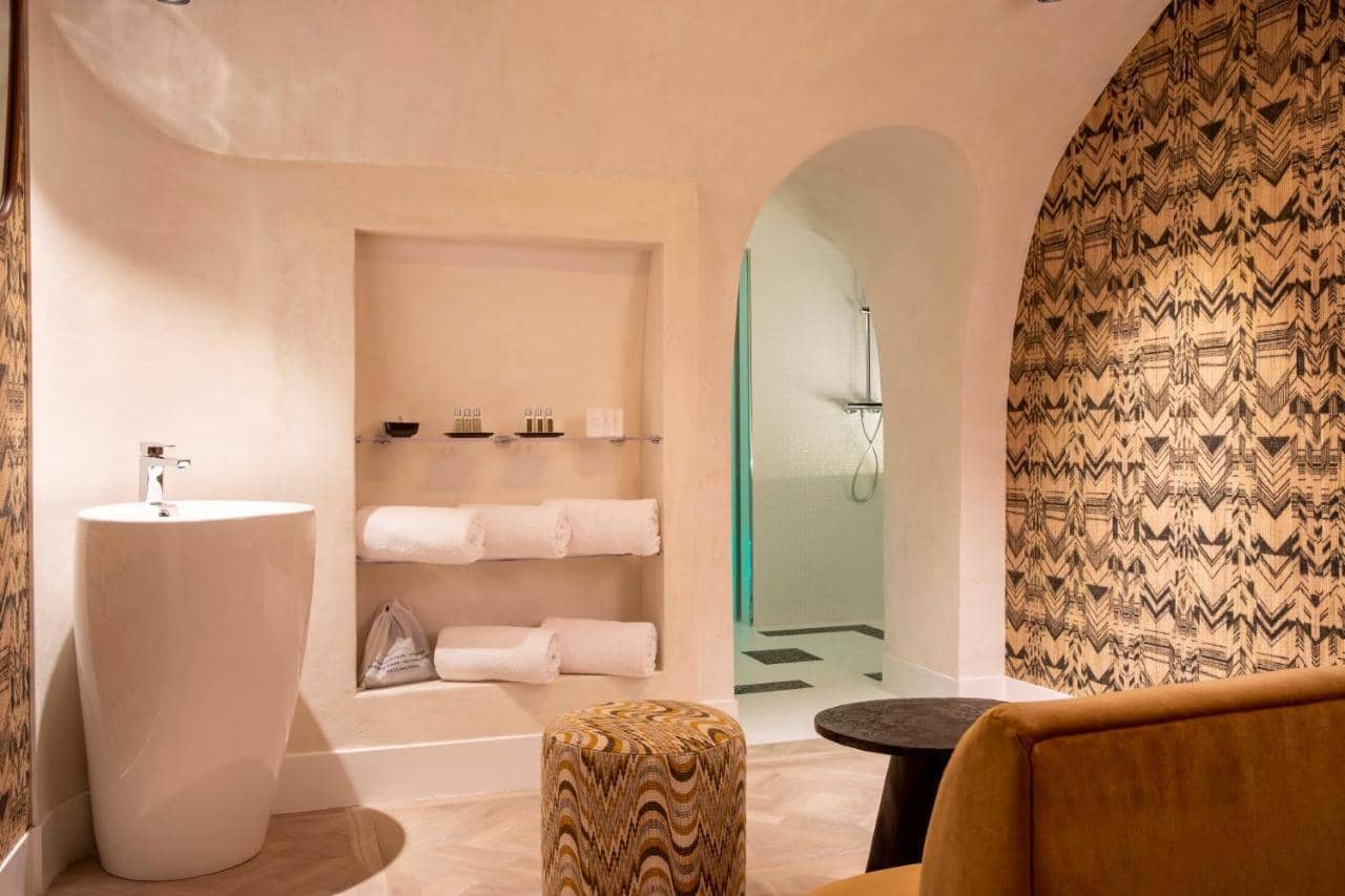 Hotel Phileas Lazare & SPA — 5