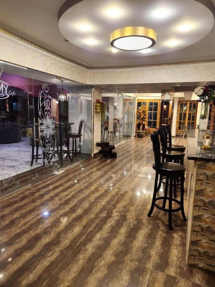Oasis Heliopolis — 4