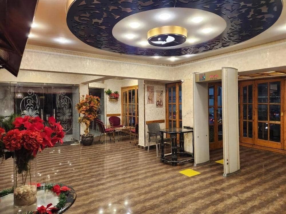 Oasis Heliopolis — 2