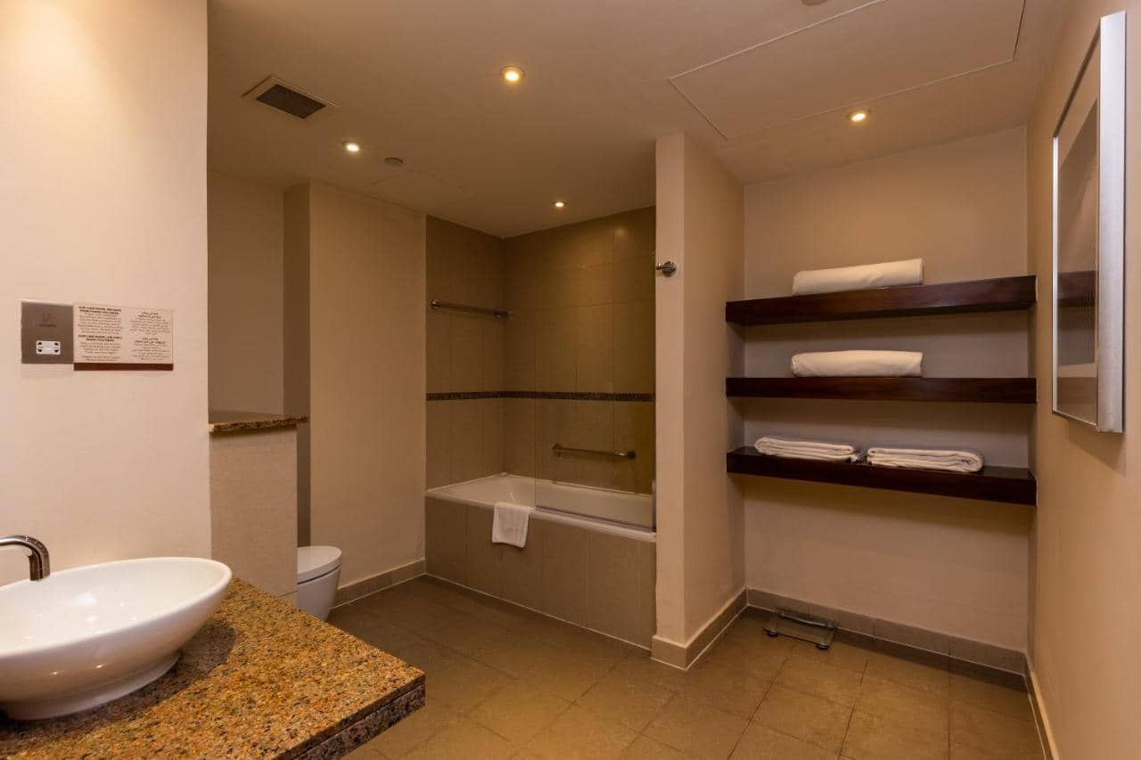 Staybridge Suites Abu Dhabi - Yas Island — 2