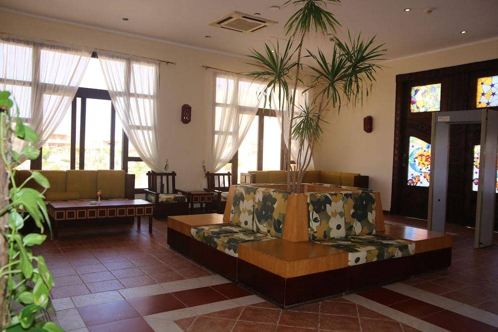Laguna Beach Marsa Resort — 3
