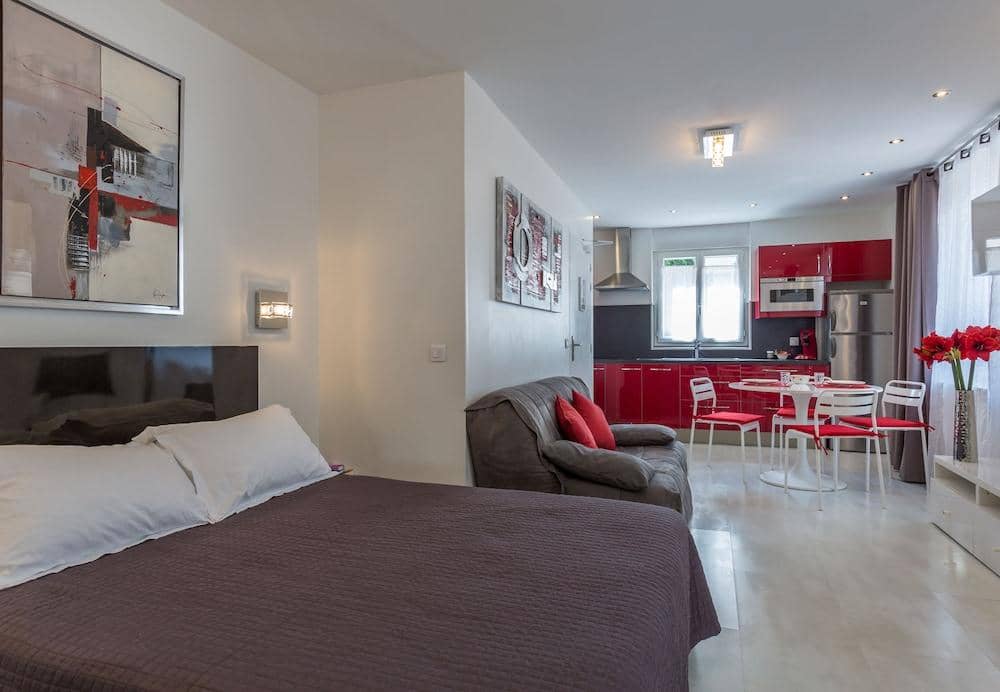Hotel de L'horloge — 3