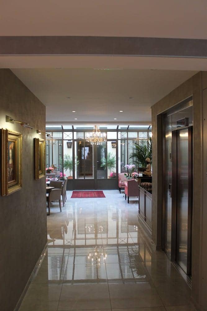 My Home in Paris (Adults only) — 2