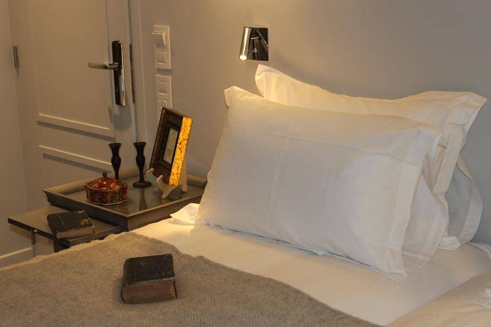 My Home in Paris (Adults only) — 4