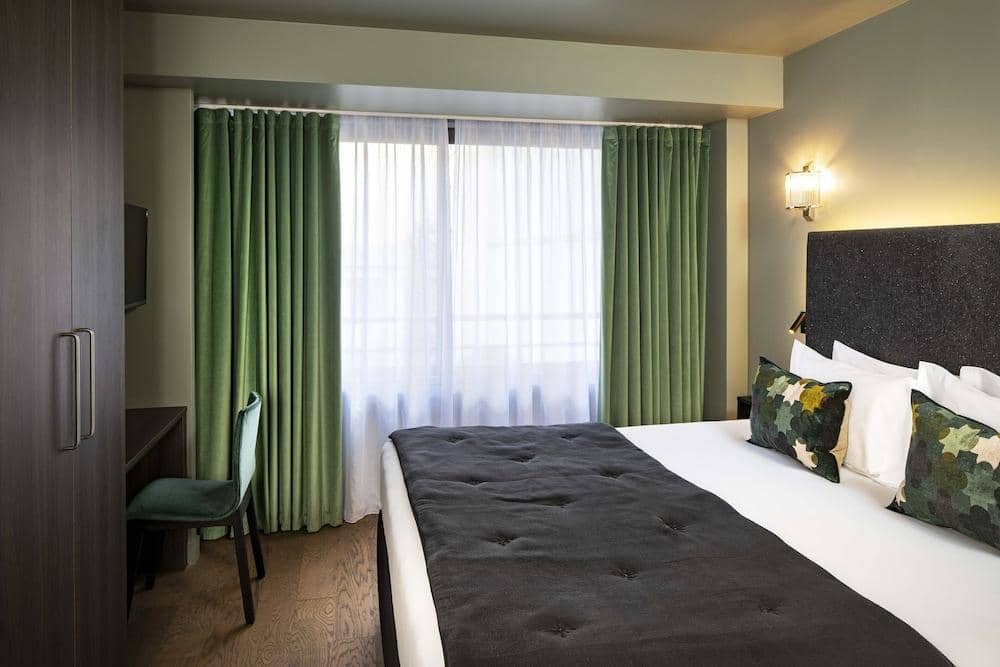 Rayz Private Suites — 4