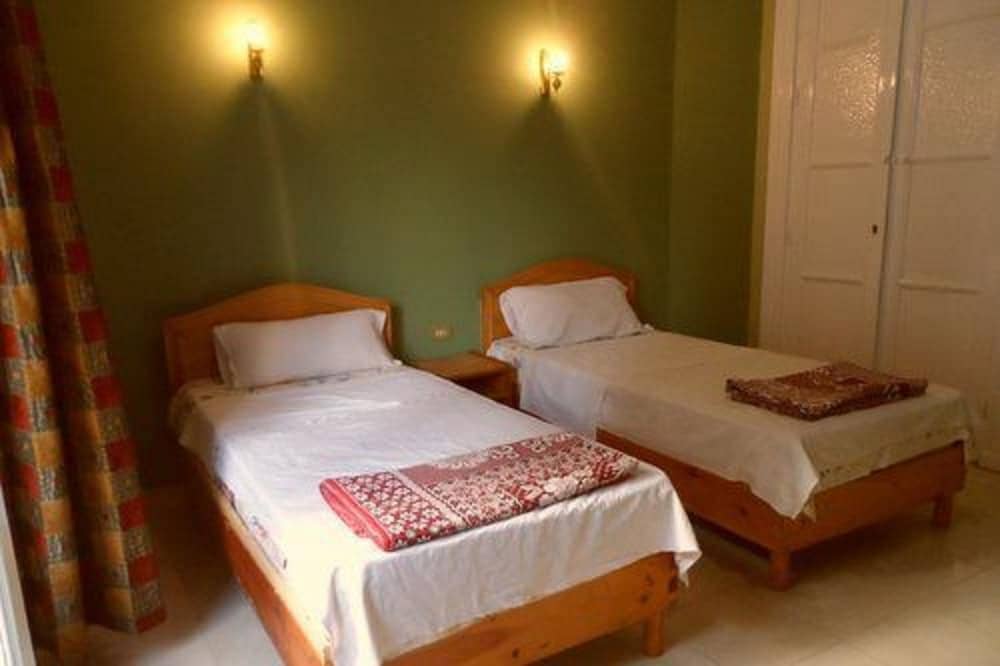 Hotel Vienna — 4