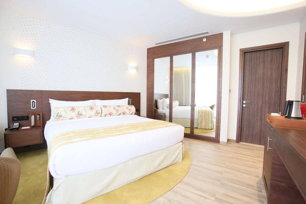 The Retreat Palm Dubai Mgallery by Sofitel — 4