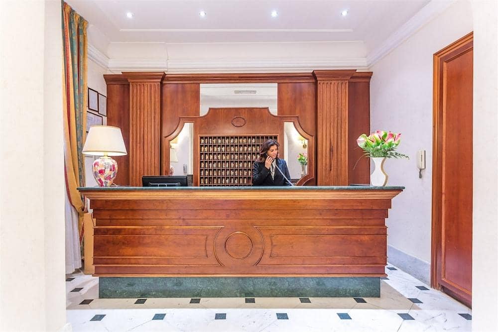 Hotel Lux — 4